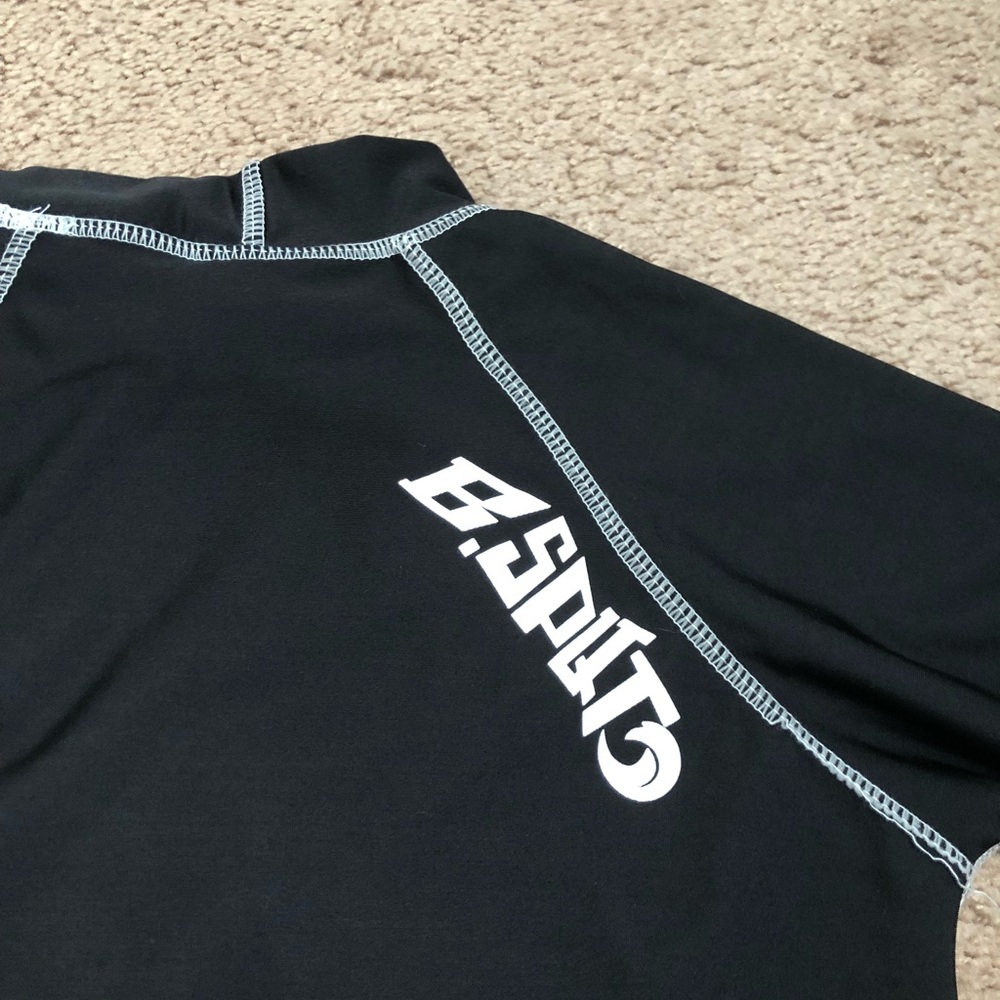 Kids Rashguard - Picture 2 of 2